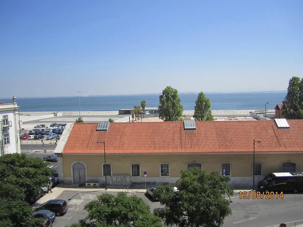 B.Mar Hostel & Suites Lisboa 3*,  Portugal