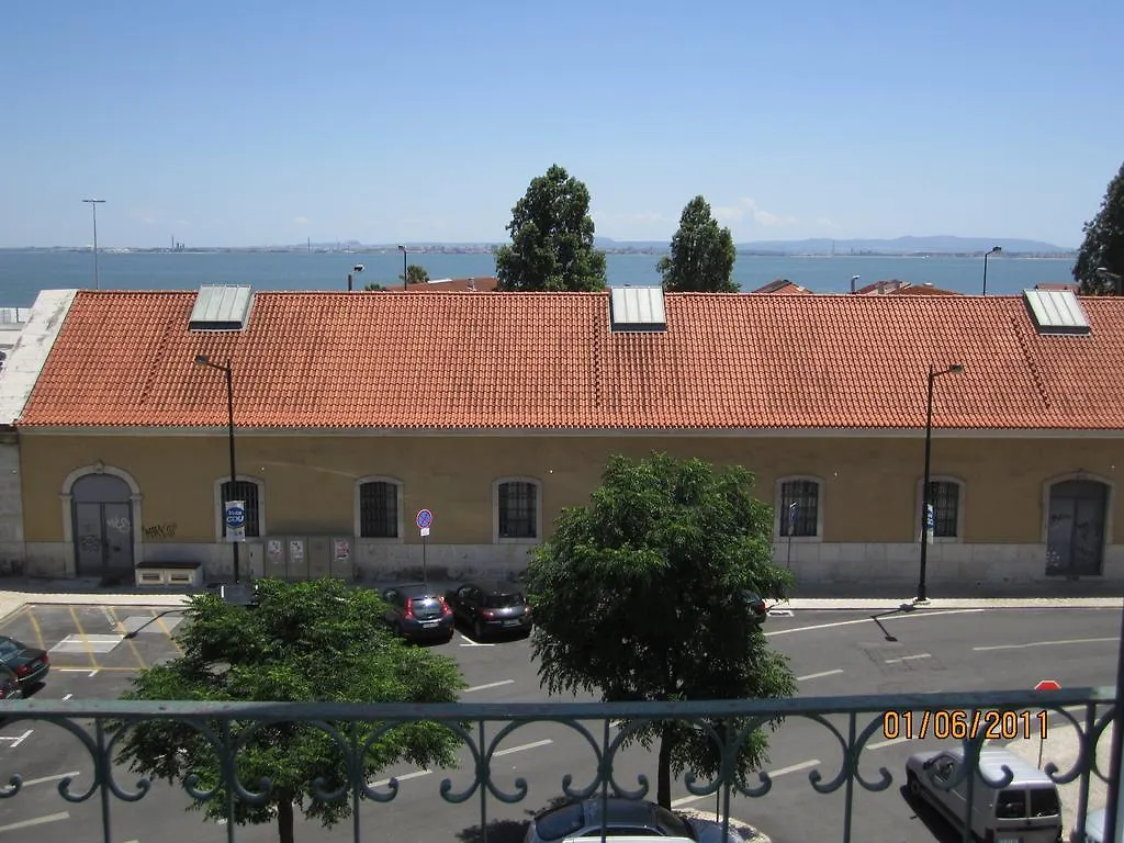 B.Mar Hostel & Suites Лиссабон Отель типа 