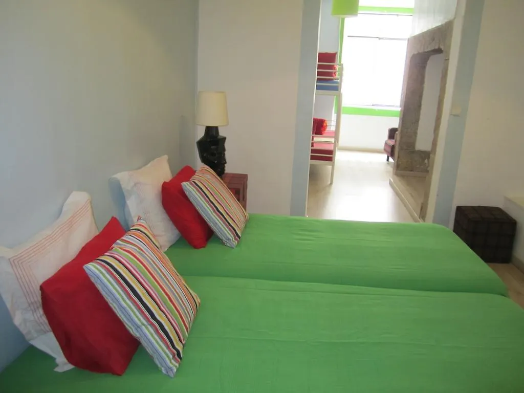 B.Mar Hostel & Suites Лиссабон Португалия