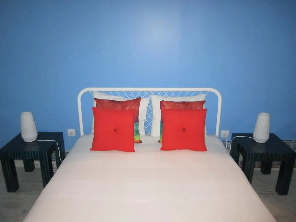 B.Mar Hostel & Suites Лиссабон